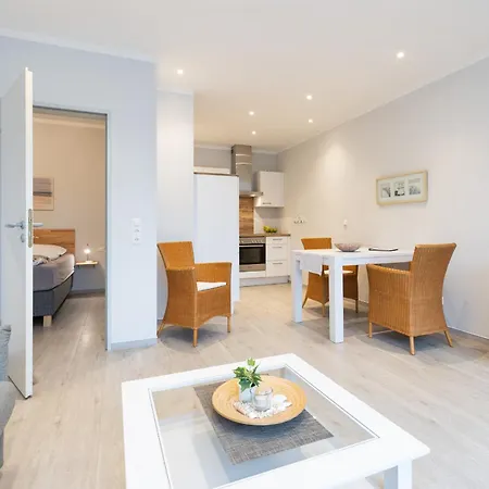 W3 - Gaestehaus Christian-westphal-str 60 - Feriendomizil Hollich * Grömitz