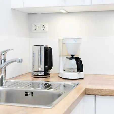 W3 - Gaestehaus Christian-westphal-str 60 - Feriendomizil Hollich Apartman *